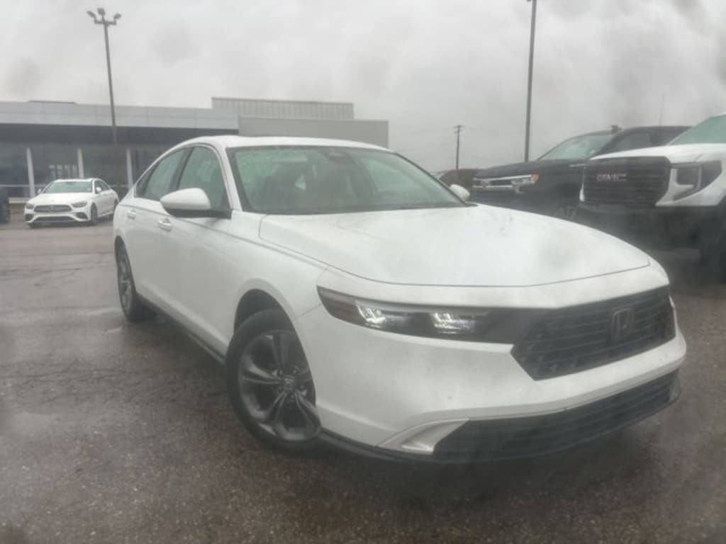 Used 2024 Honda Accord Sedan EX