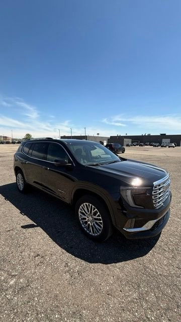 2025 GMC Acadia Denali AWD's photo