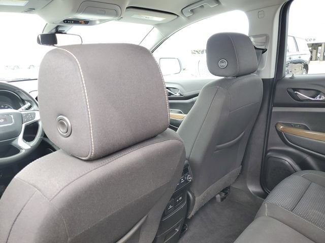 2021 GMC Acadia SLE - Photo 26