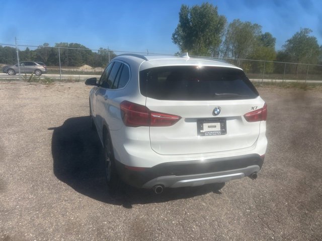 2017 Bmw X1 XDrive28i photo 3