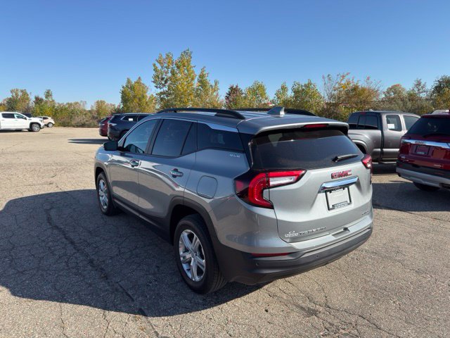 Used 2024 GMC Terrain SLE SUV