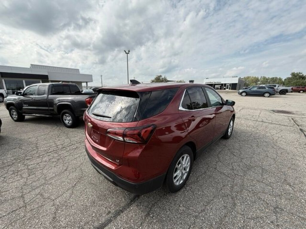 Used 2024 Chevrolet Equinox LT w/1LT SUV