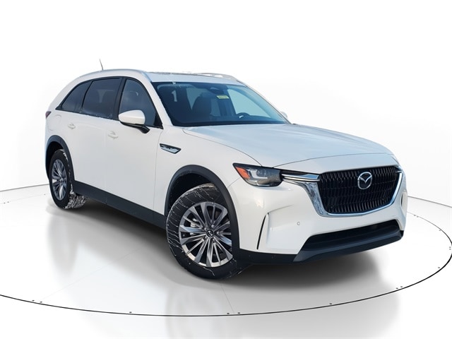 2025 Mazda CX-90 Preferred Package's photo
