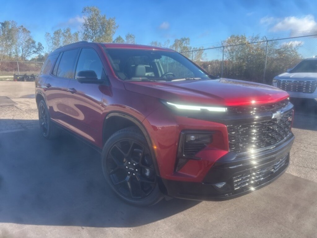 Used 2024 Chevrolet Traverse RS SUV