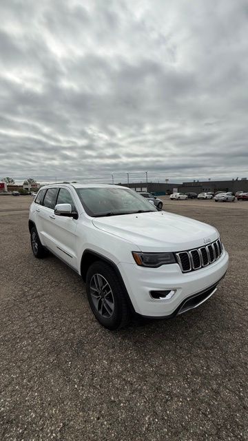 2019 Jeep Grand Cherokee's photo