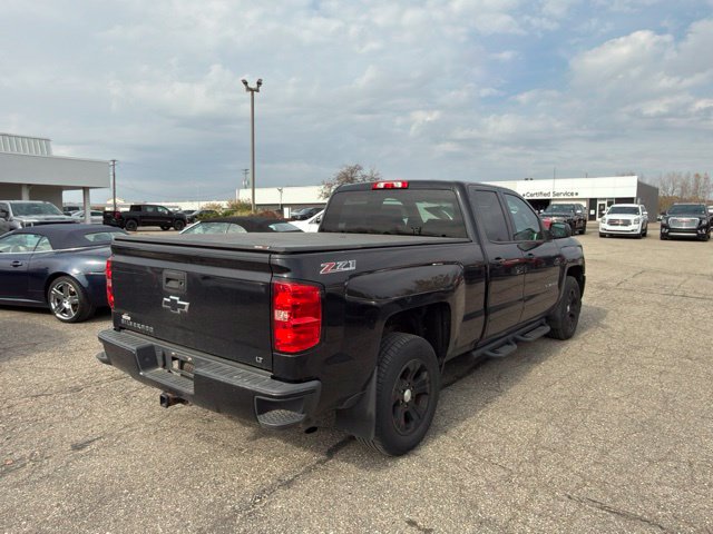 Used 2017 Chevrolet Silverado 1500 LT w/1LT Truck Double Cab