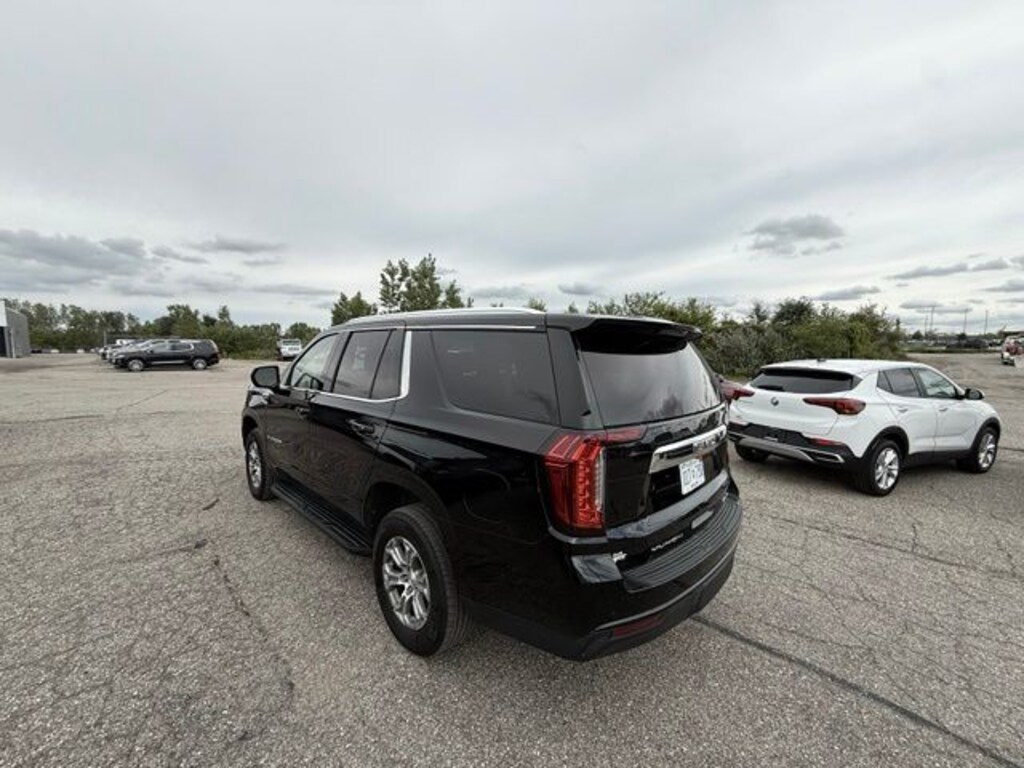Used 2023 GMC Yukon SLE SUV