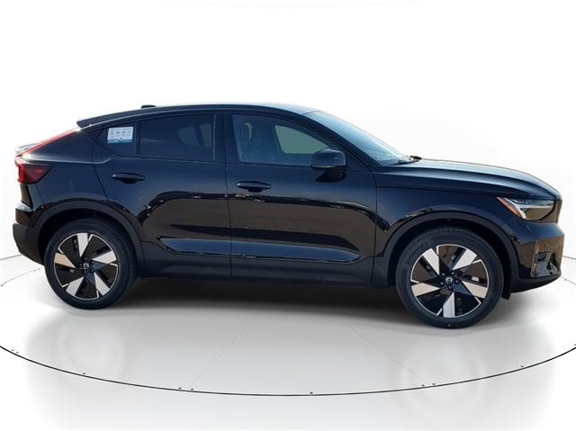 Used 2024 Volvo C40 Plus with VIN YV4ER3GL1R2094336 for sale in Lansing, MI