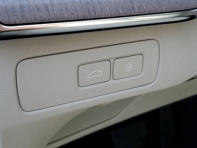 2026 Volvo XC90 Ultra - Photo 9