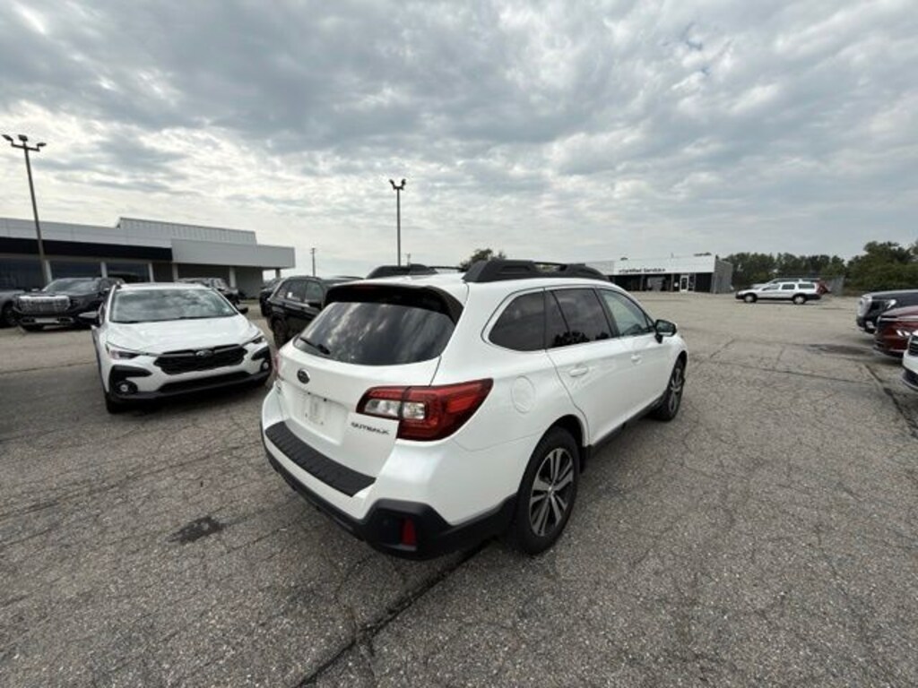 Used 2018 Subaru Outback 2.5i Limited SUV