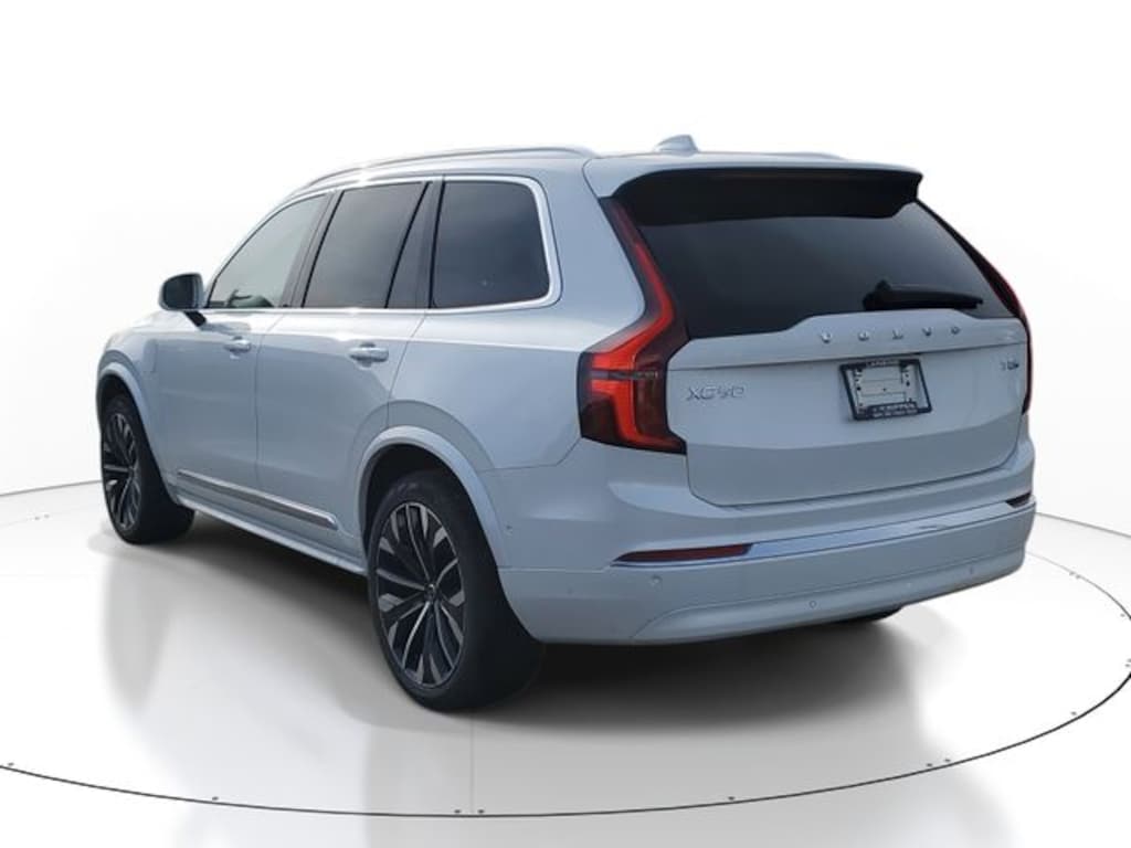 New 2026 Volvo XC90 plug-in hybrid T8 Ultra 7-Seater SUV