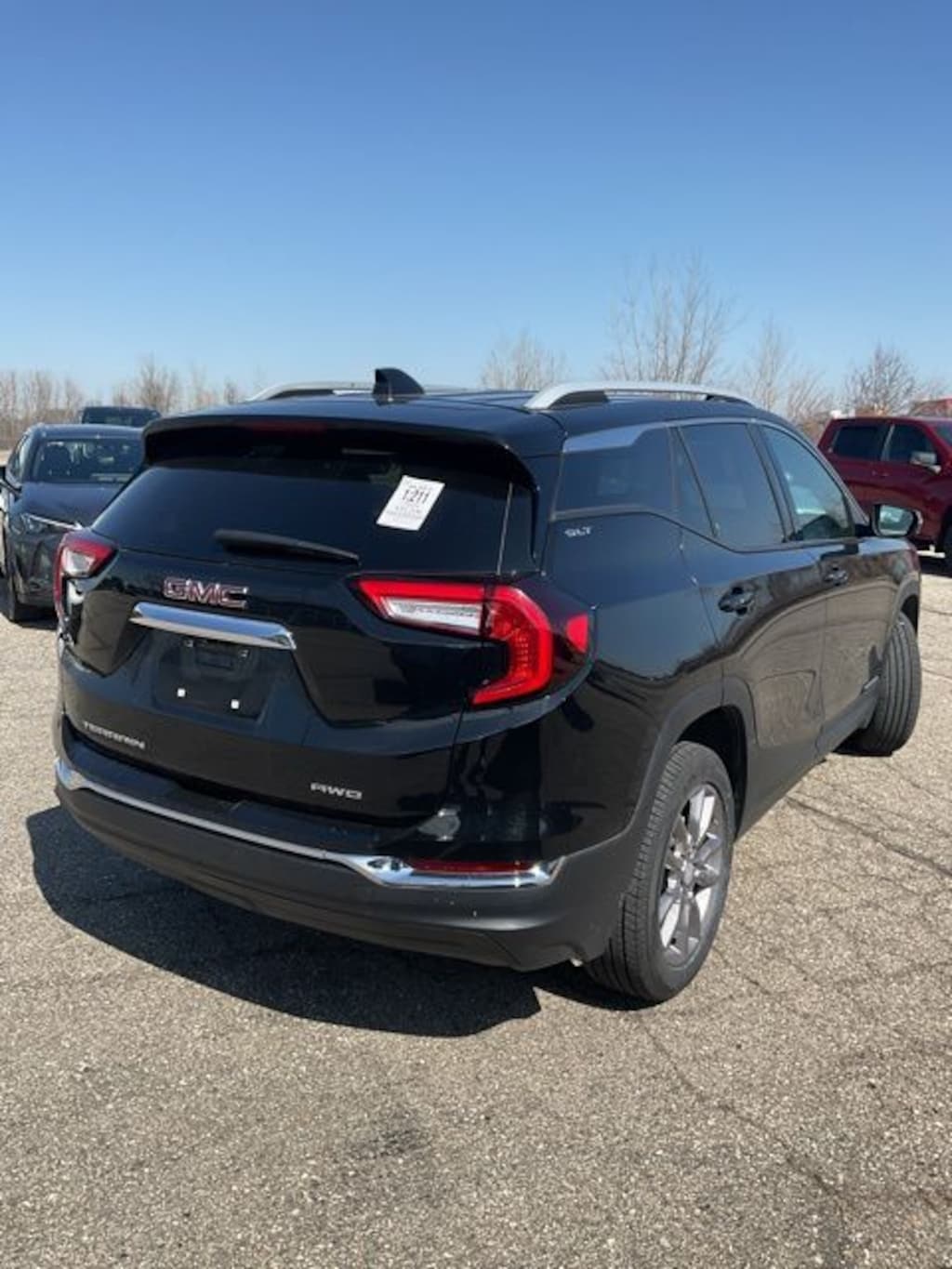 Used 2024 GMC Terrain SLT SUV