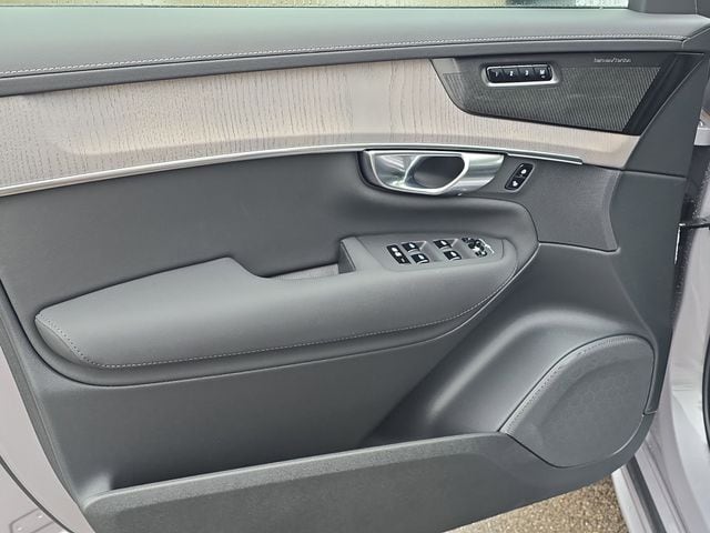 2026 Volvo XC90 Ultra - Photo 20