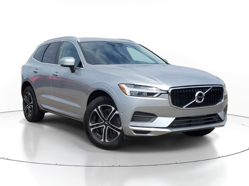 Used 2018 Volvo XC60 T6 AWD Momentum SUV