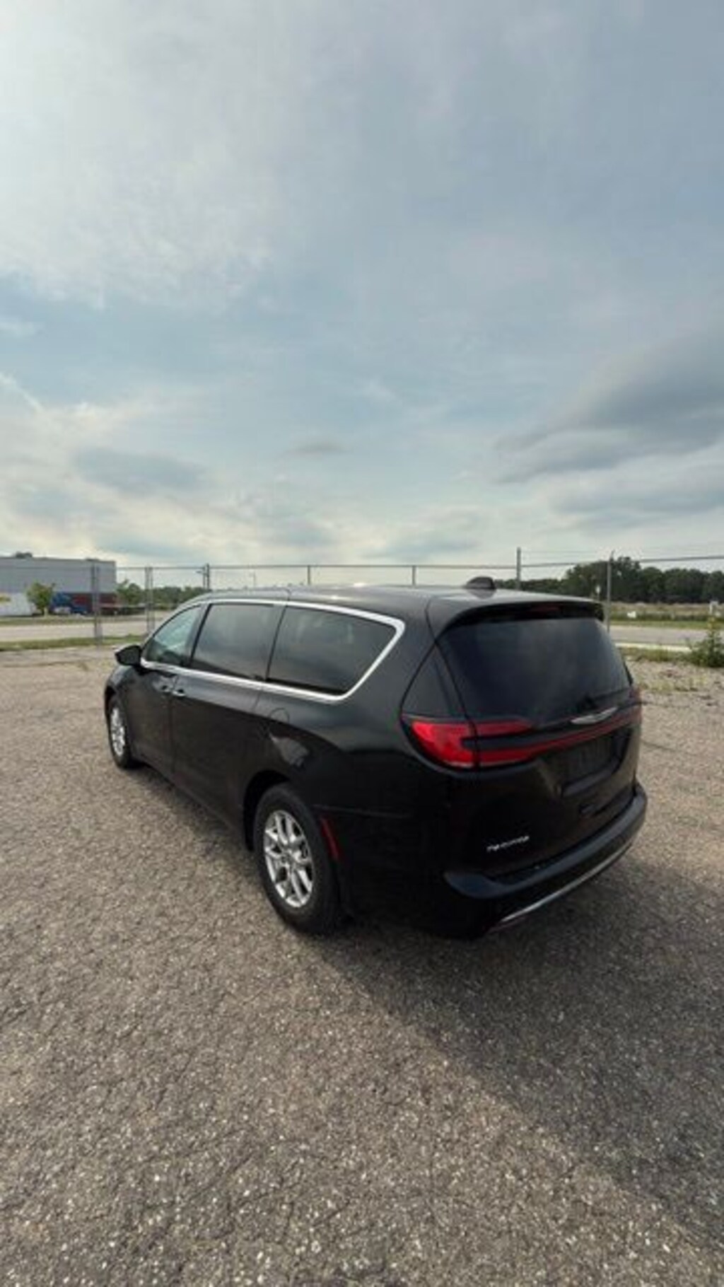 Used 2024 Chrysler Pacifica Touring L Van Passenger Van