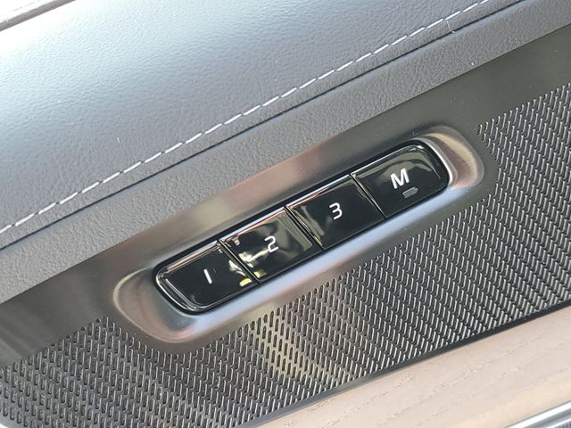 2026 Volvo XC90 Plus - Photo 22