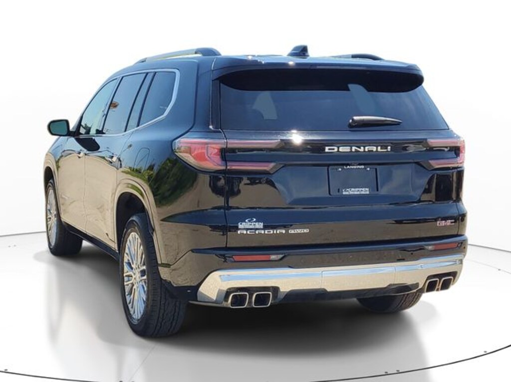 Used 2025 GMC Acadia Denali SUV