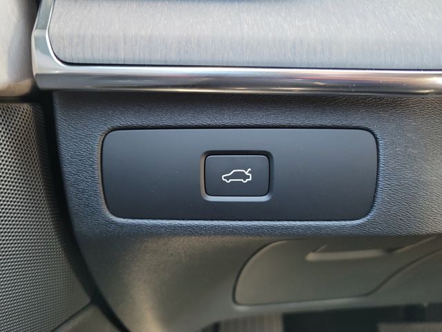 2026 Volvo XC90 Ultra - Photo 21