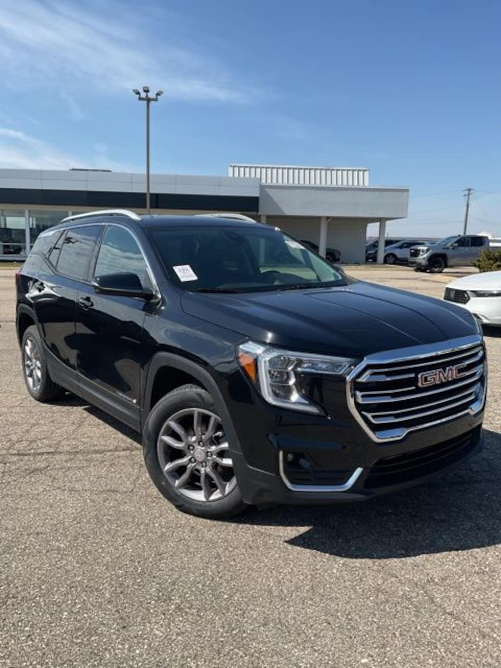 Used 2024 GMC Terrain SLT SUV