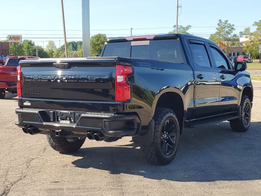Used 2022 Chevrolet Silverado 1500 LT Trail Boss Truck Crew Cab
