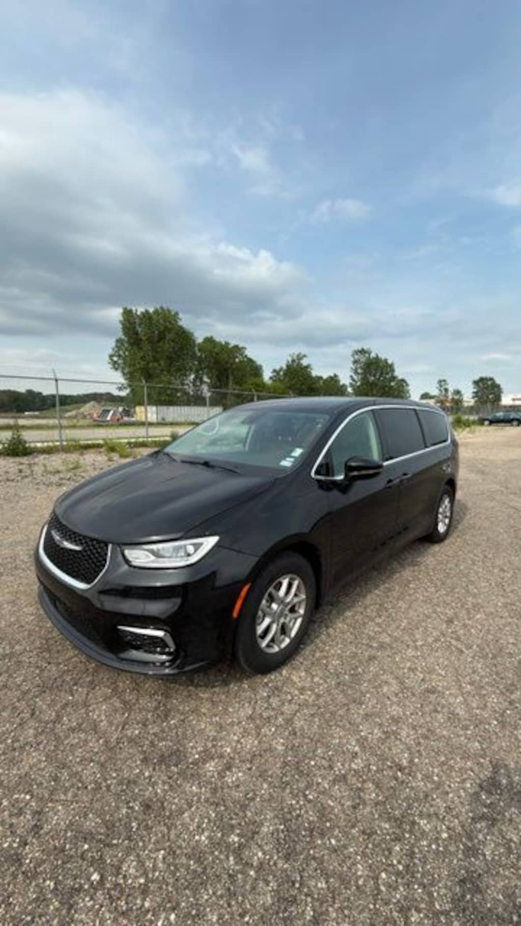 Used 2024 Chrysler Pacifica Touring L Van Passenger Van