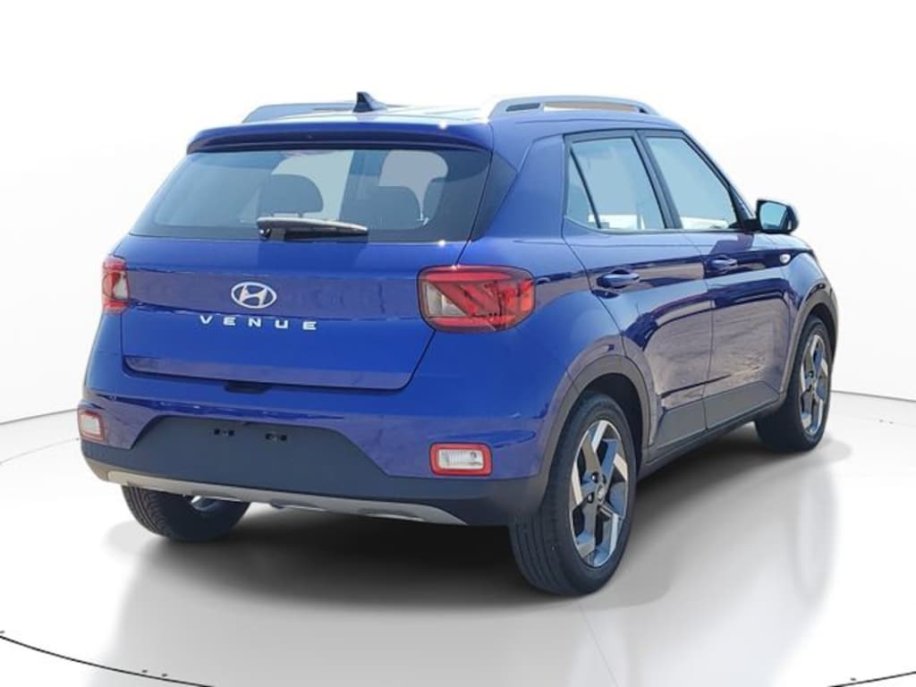 Used 2022 Hyundai Venue SEL SUV