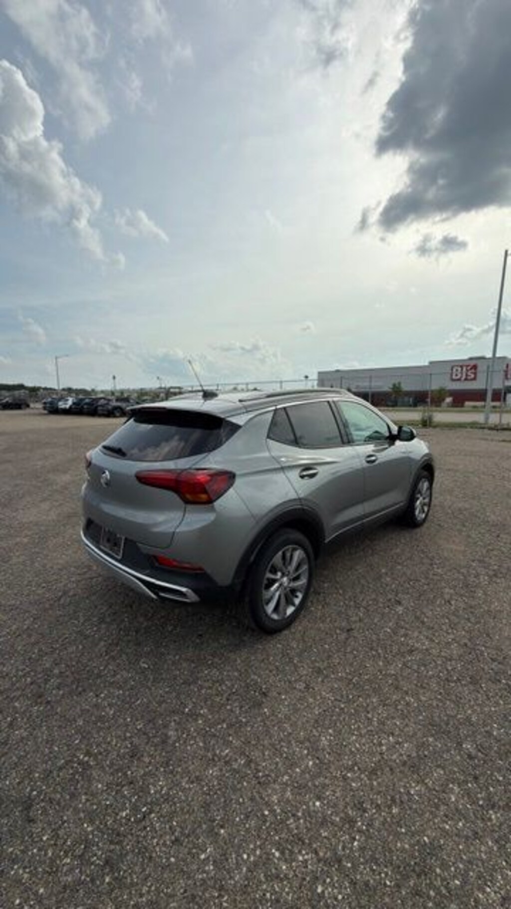 Used 2023 Buick Encore GX Essence SUV