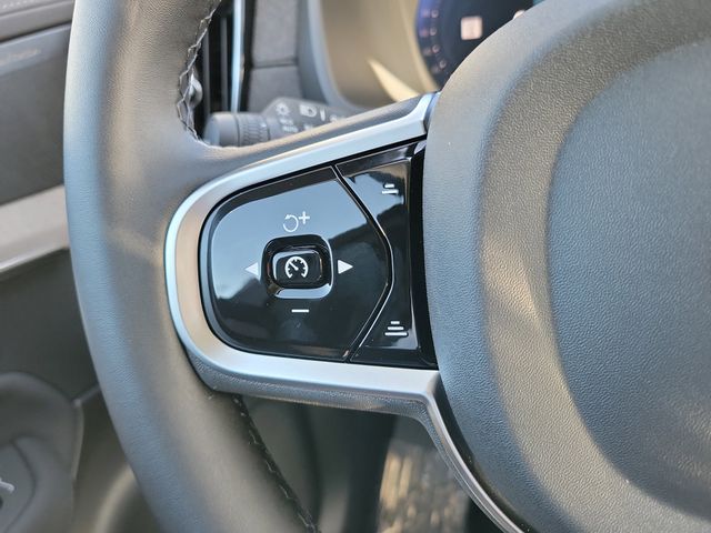 2026 Volvo XC90 Ultra - Photo 24