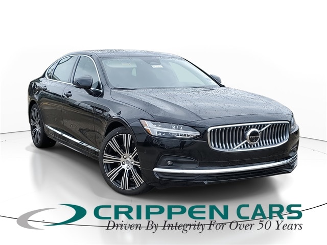 2025 Volvo S90 B6 Plus AWD Sedan