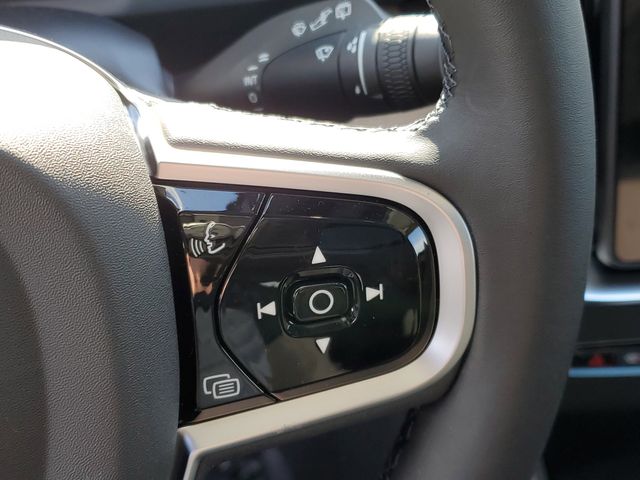2026 Volvo XC90 Plus - Photo 12