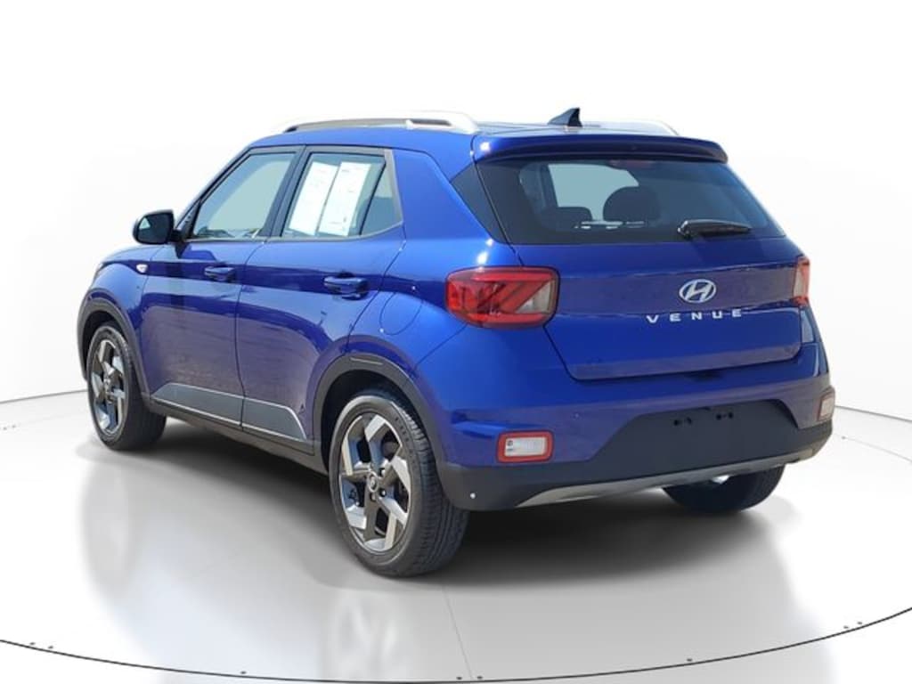 Used 2022 Hyundai Venue SEL SUV