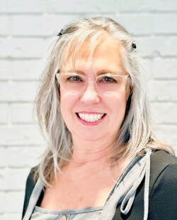 Staff member Lori Elam from 76c4c2f9fe63