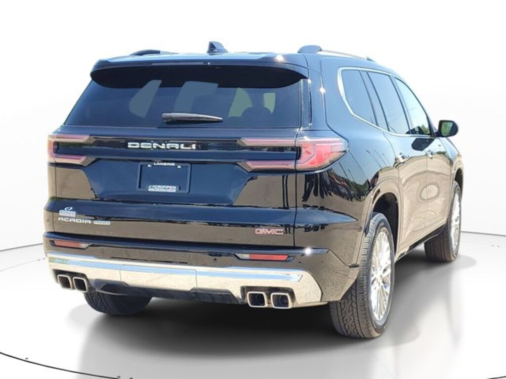 Used 2025 GMC Acadia Denali SUV