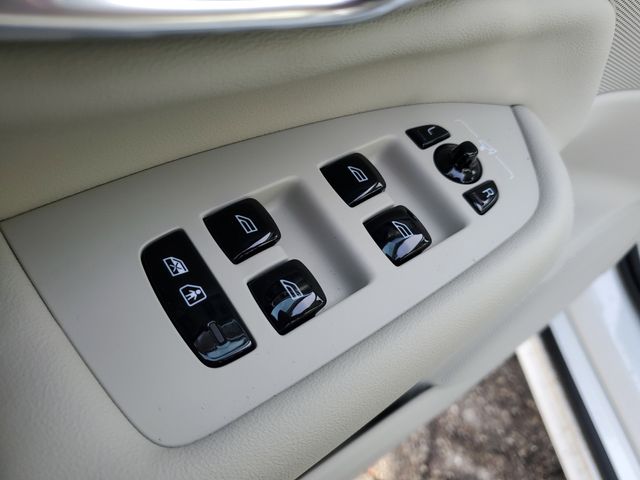 2026 Volvo XC90 Ultra - Photo 22