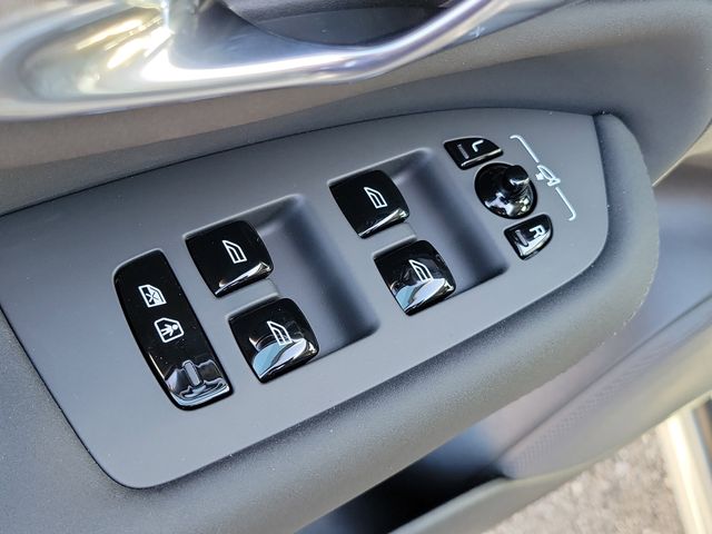 2026 Volvo XC90 Ultra - Photo 17