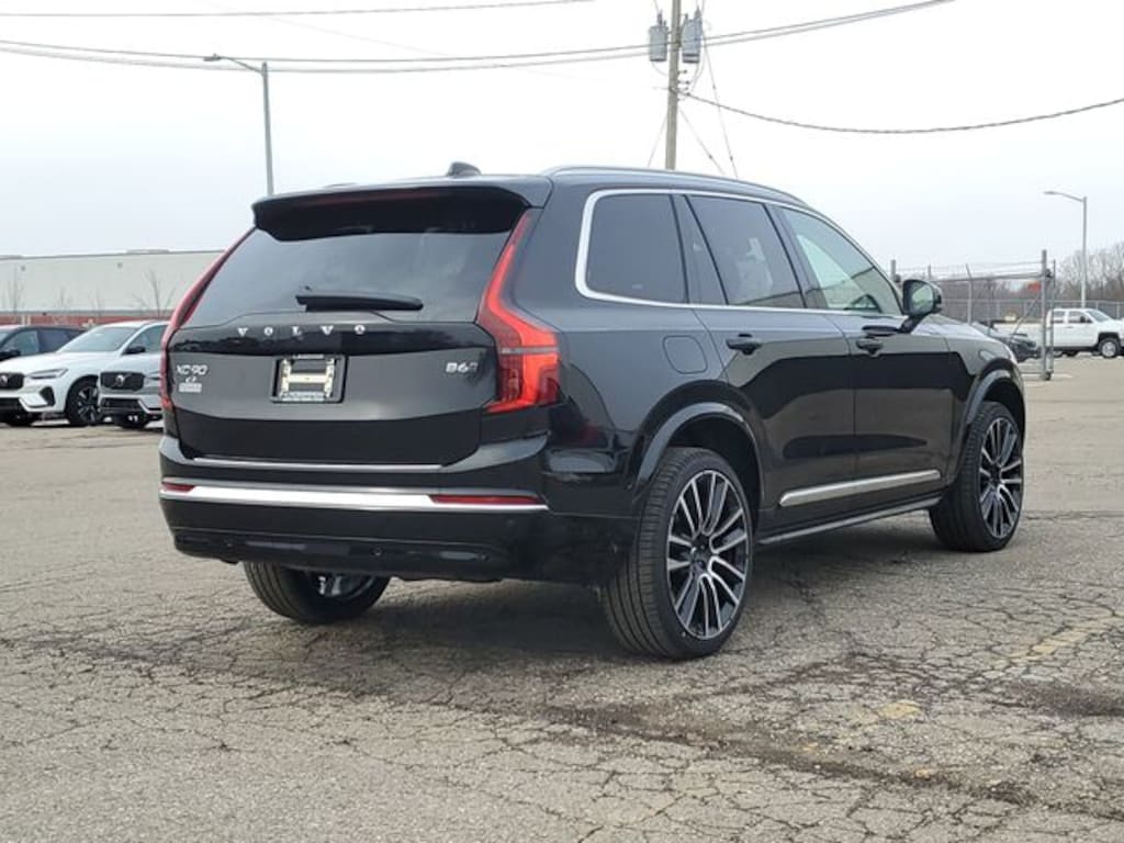 New 2026 Volvo XC90 B6 Plus 7-Seater SUV