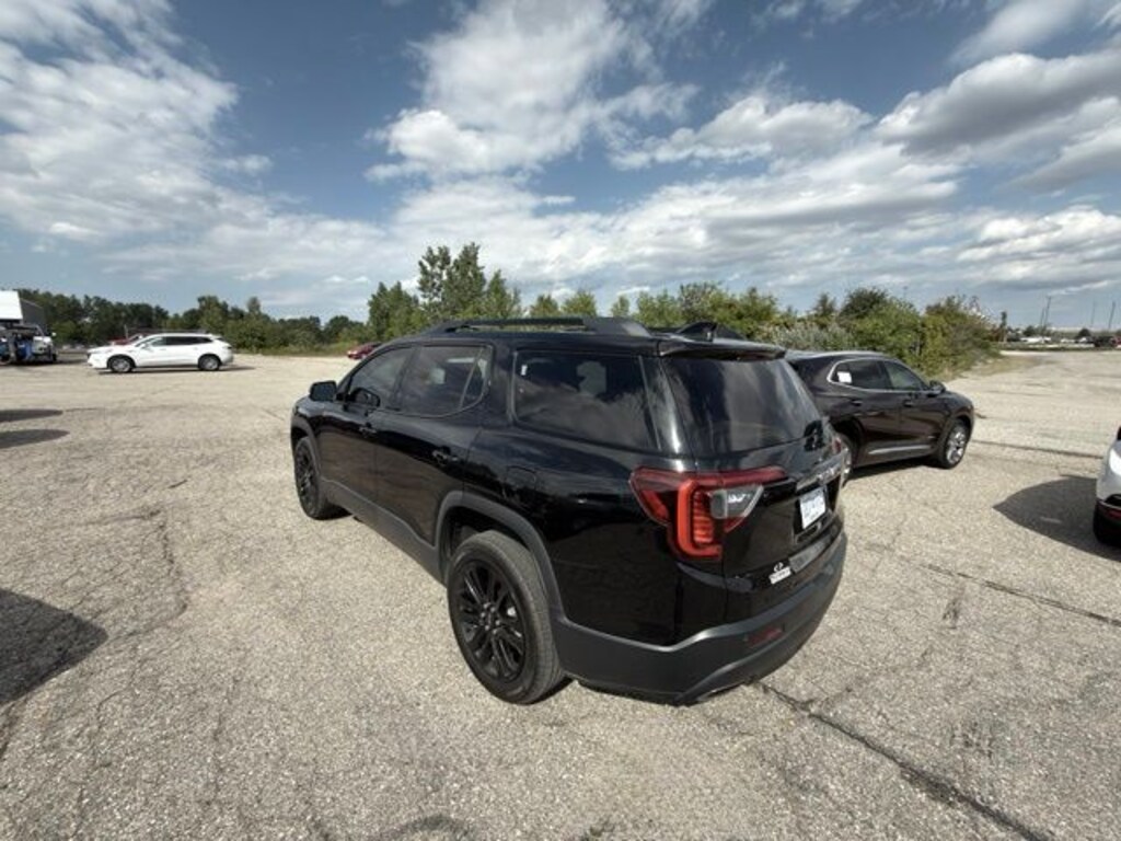 Used 2022 GMC Acadia SLE SUV