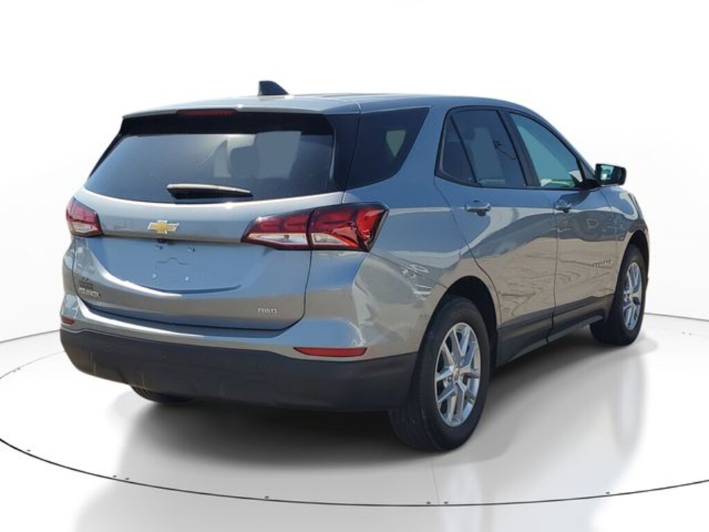 Used 2024 Chevrolet Equinox LS w/1LS SUV