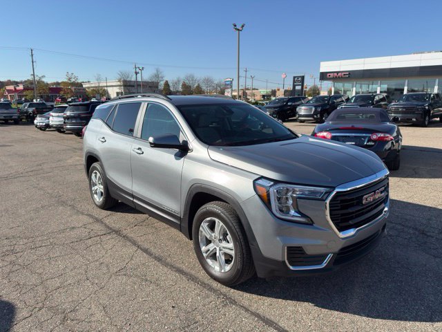 Used 2024 GMC Terrain SLE SUV