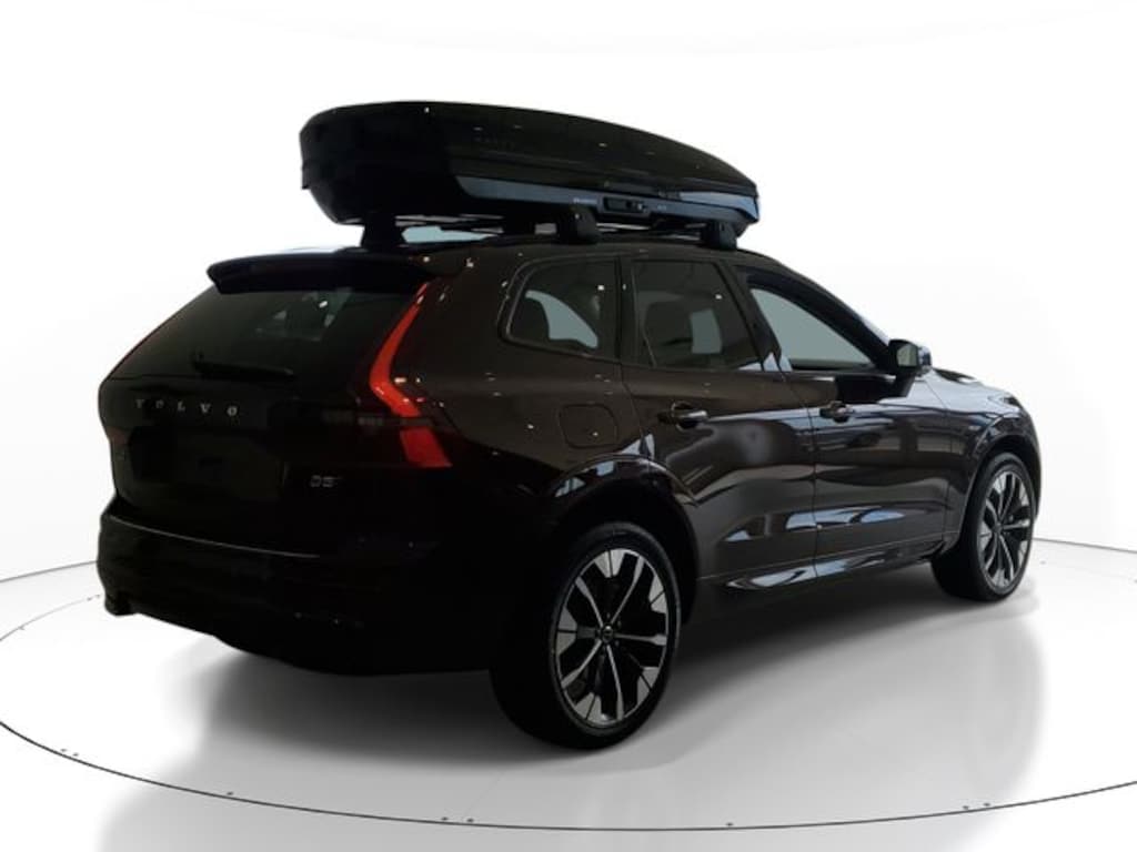 New 2026 Volvo XC60 B5 Plus SUV
