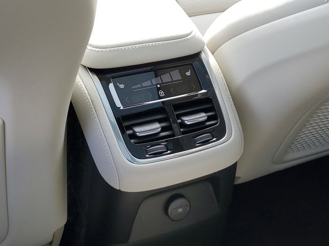 2026 Volvo XC90 Ultra - Photo 30