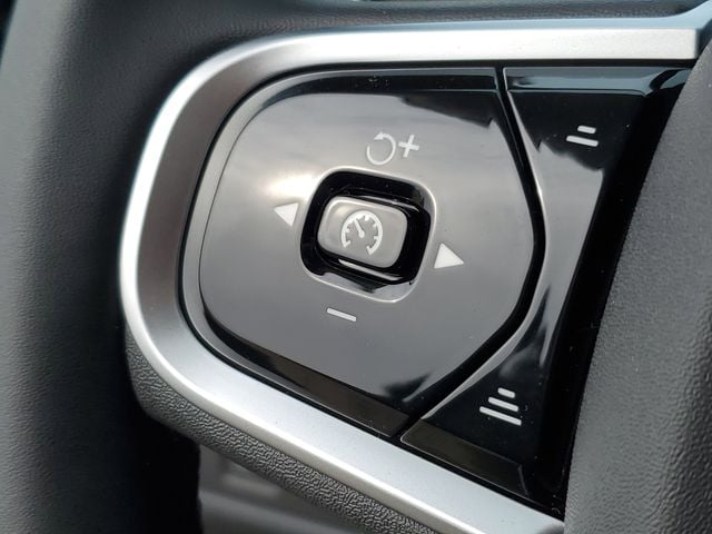 2026 Volvo XC90 Plus - Photo 12