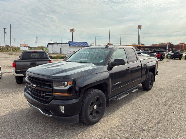 Used 2017 Chevrolet Silverado 1500 LT w/1LT Truck Double Cab