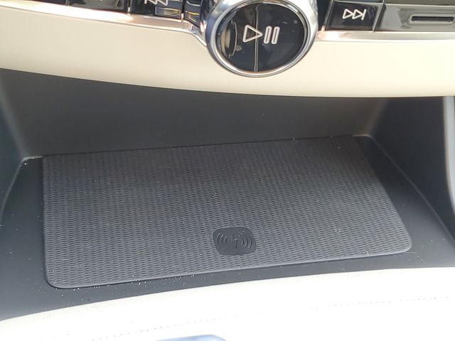 2026 Volvo XC90 Ultra - Photo 17