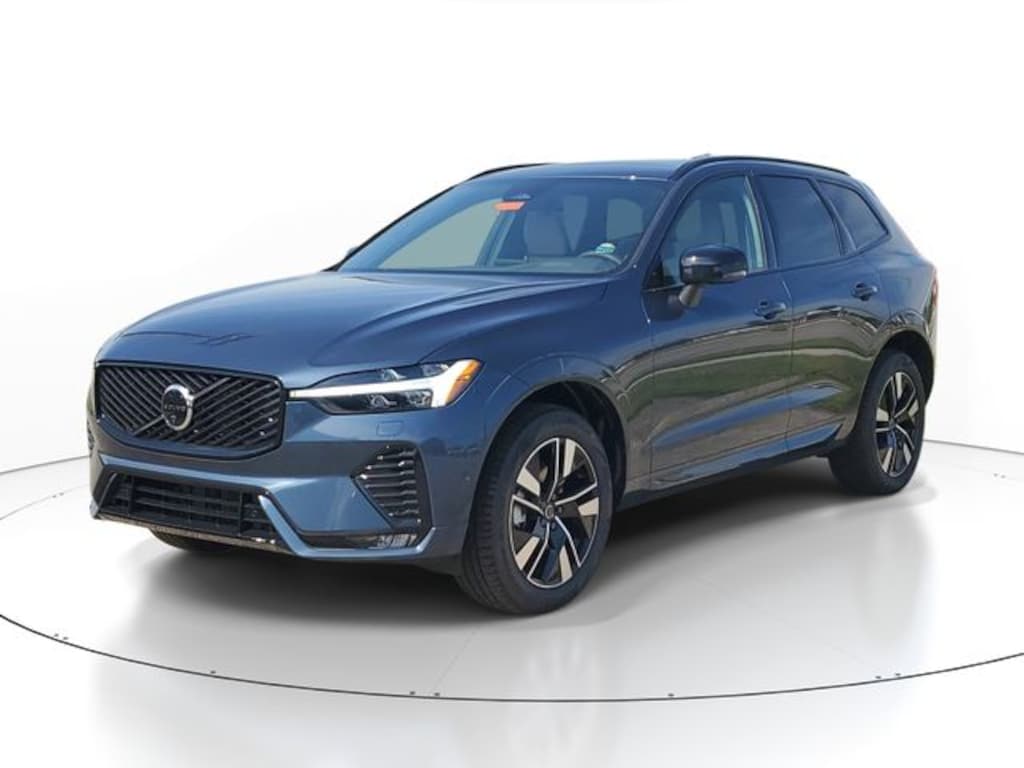 New 2026 Volvo XC60 B5 Plus SUV
