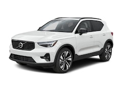 2026 Volvo XC40 B5 Plus AWD SUV