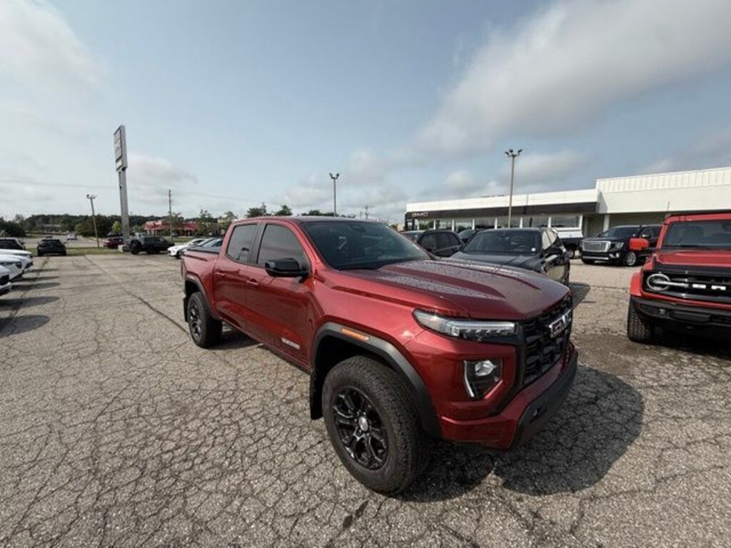 Used 2023 GMC Canyon Elevation Truck Crew Cab