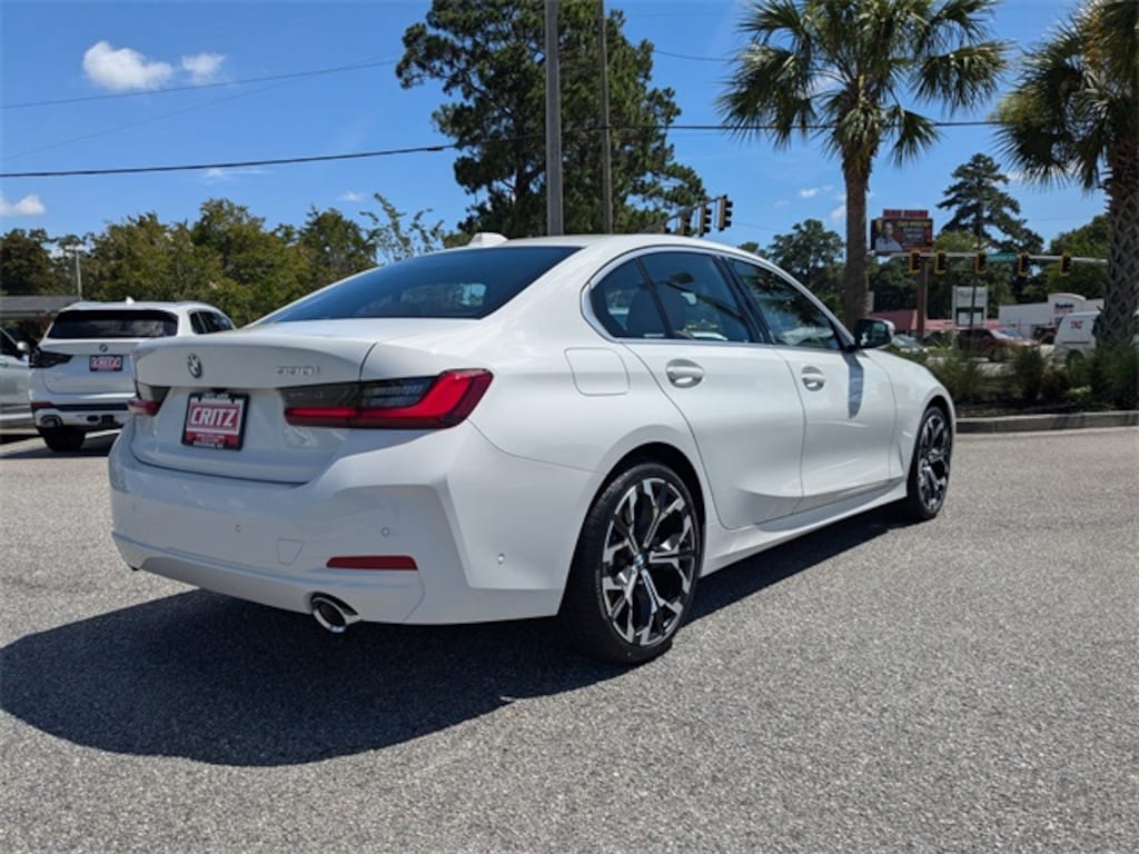 New 2025 BMW 3 Series 330i Sedan