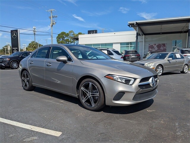 2019 Mercedes Benz A 220 photo 2