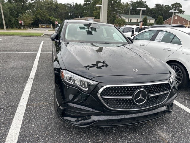 2025 Mercedes Benz E 350 photo 3